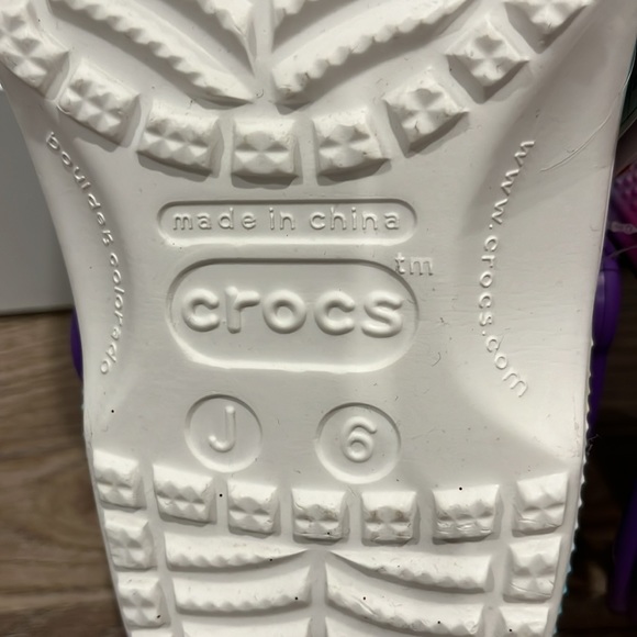 Crocs J6 Tye Dye NWT - Picture 5 of 9